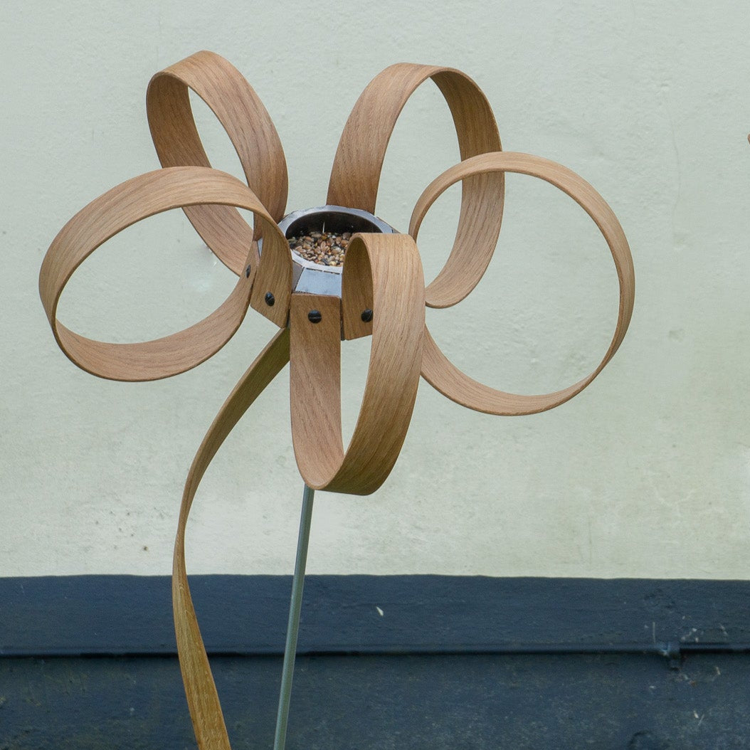 Staked Bird Feeder Spiral