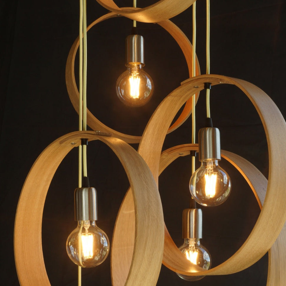 Cluster pendant ceiling light. LayerTree.