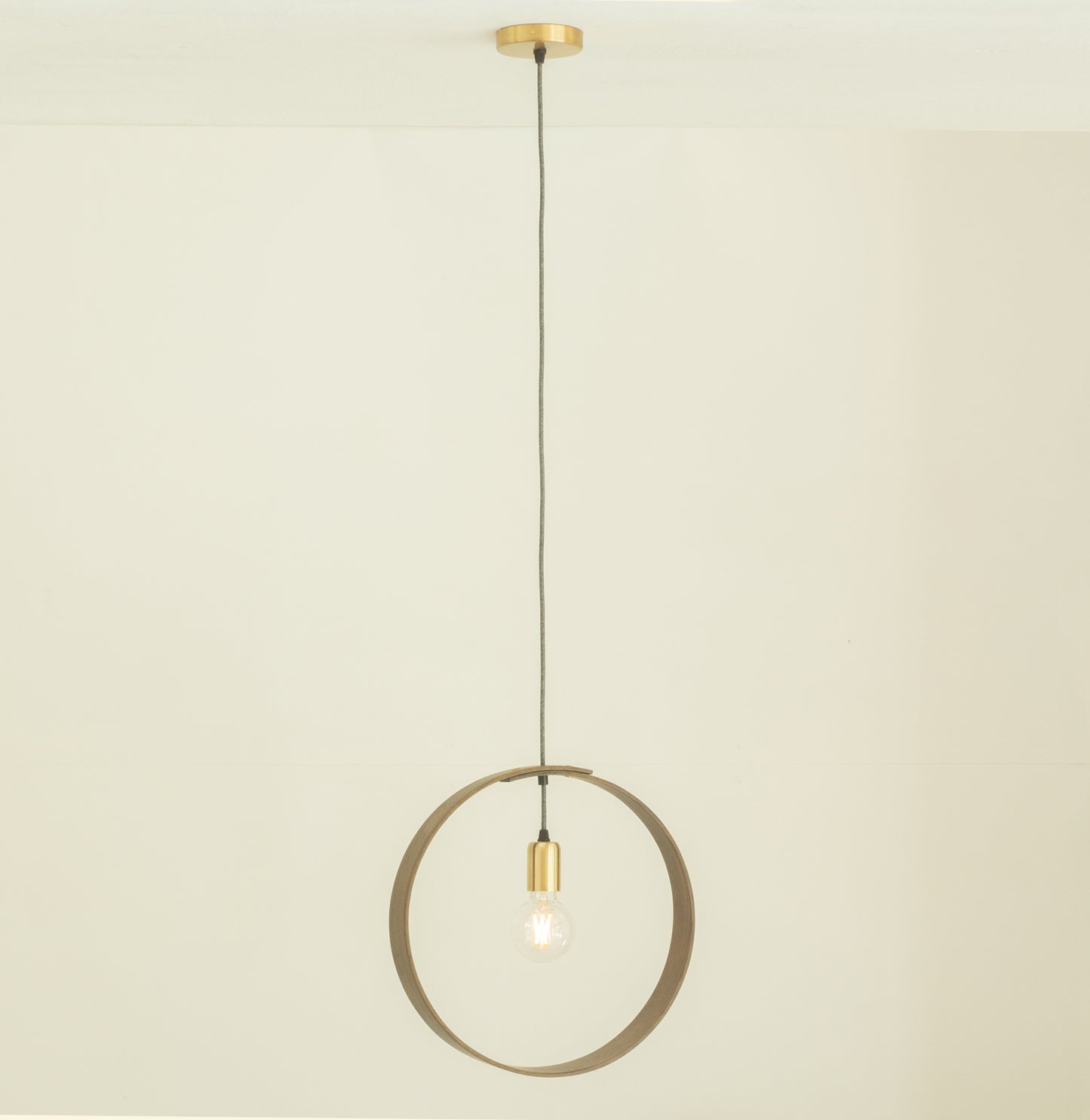 Wood Pendant Light. LayerTree.