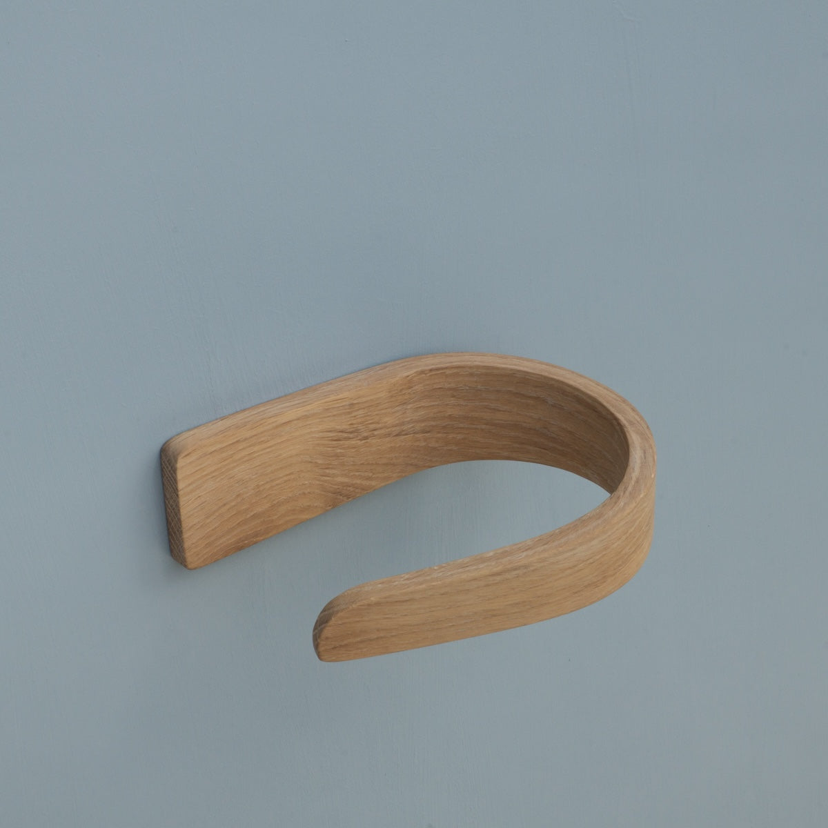 Wooden curtain holdbacks